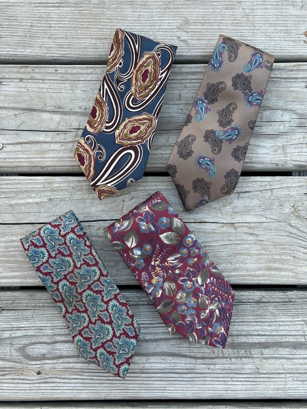 Lot of 4 Vintage Christian Dior Men’s Silk Ties Assorted Patterns & Colors 56’